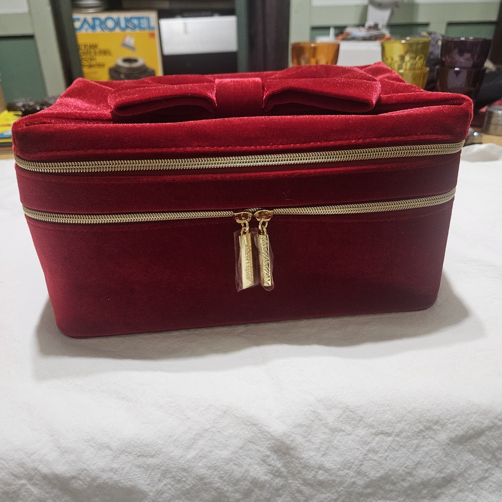 Estee Lauder Red Velvet Cosmetic Case with Gold Accents